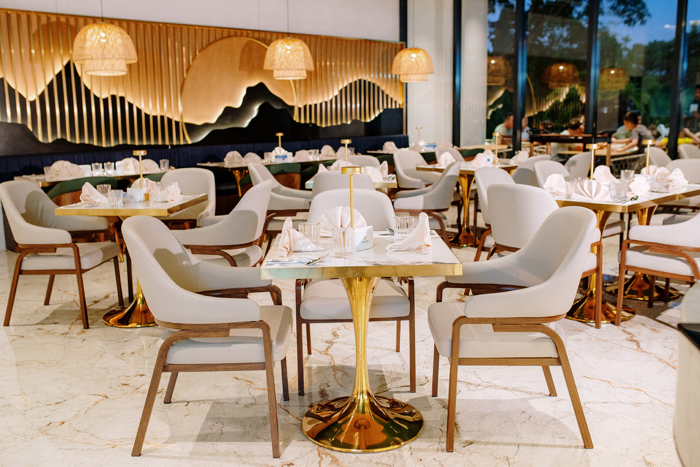 The Seasons Café